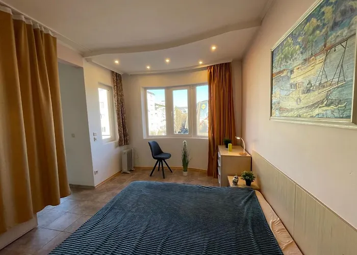 アパート Varna Apartment ヴァルナ